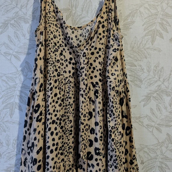 Leopard Print Halter Dress - Picture 6 of 11